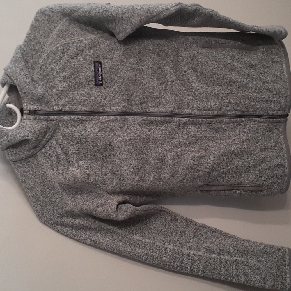 Gray Patagonia zip up fleece jacket